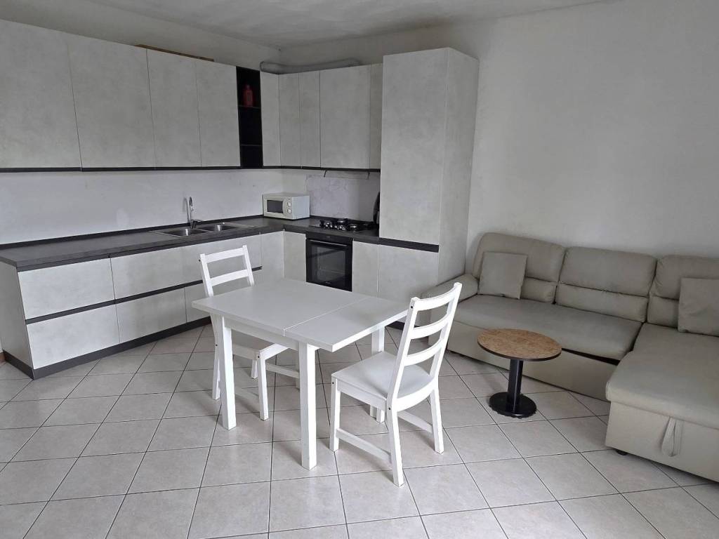 Appartamento a Fagnano olona in Via Guglielmo Marconi, 100 - Foto 2
