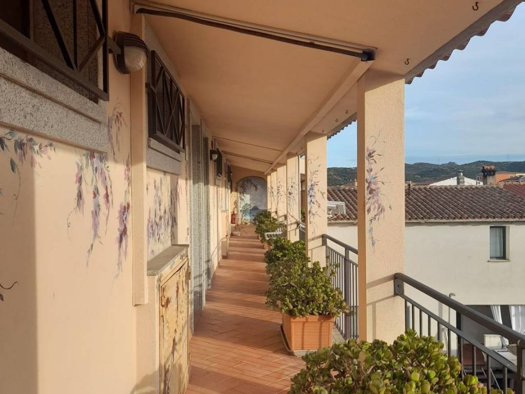 Appartamento a Loiri porto san paolo in Via Grazia Deledda - Foto 4