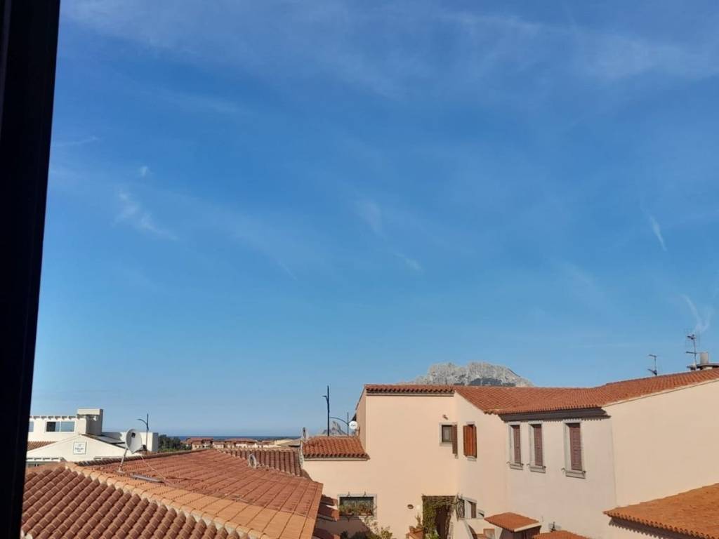 Appartamento a Loiri porto san paolo in Via Grazia Deledda - Foto 5