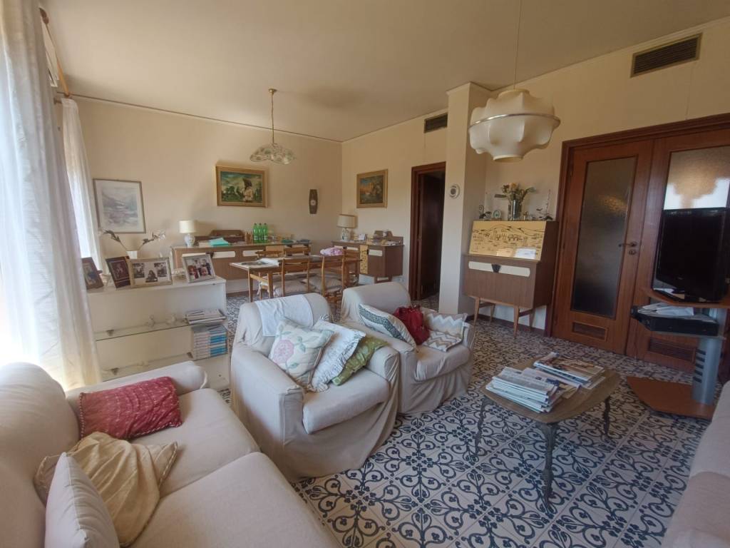 Appartamento a Latina in Via Don Luigi Sturzo, 43 - Foto 3