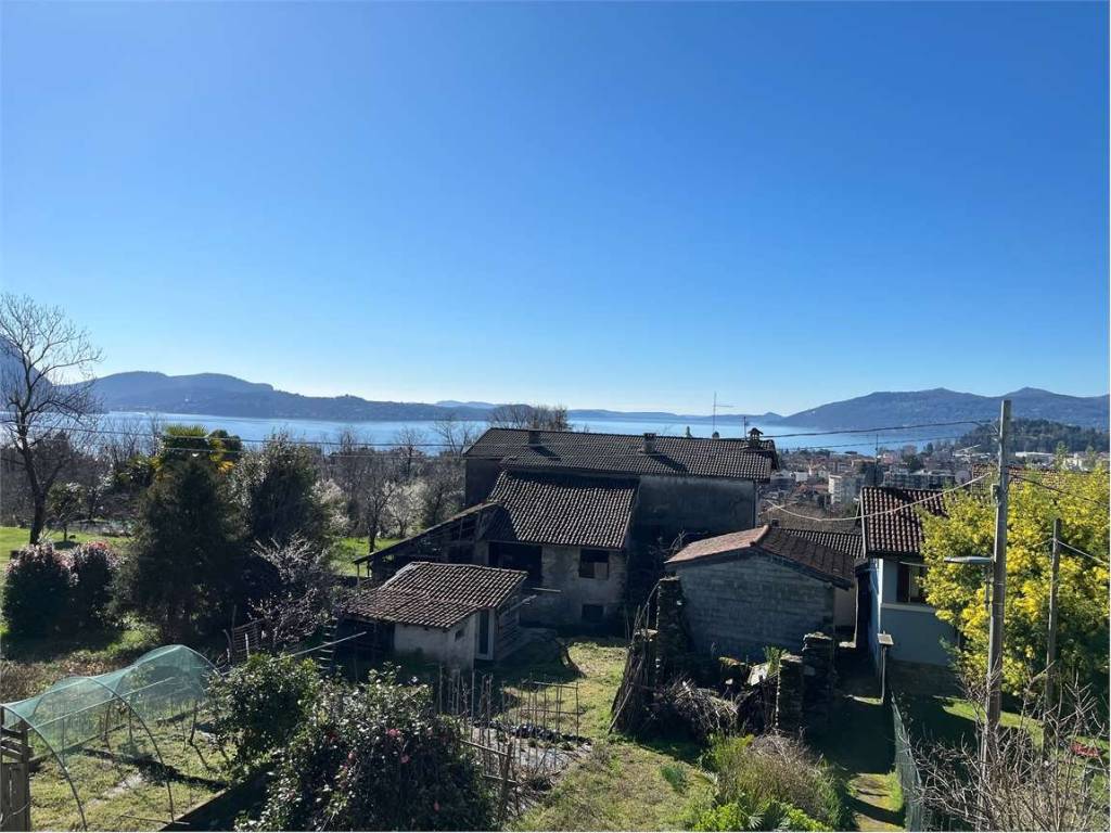 Casa indipendente a Verbania in Corso Italia - Foto 3