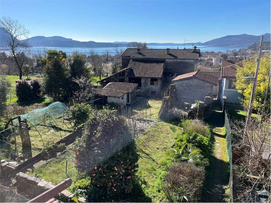 Casa indipendente a Verbania in Corso Italia - Foto 4