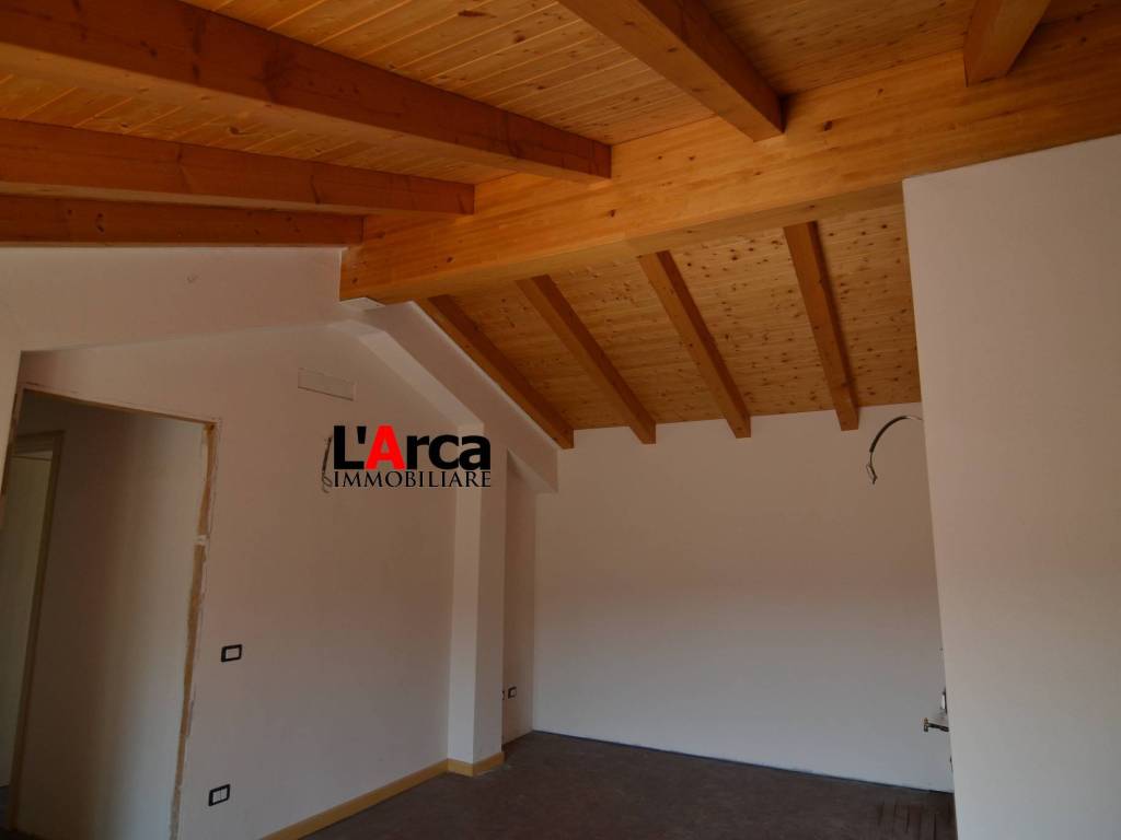Attico / mansarda a Peschiera del garda in Viale Federico Marzan - Foto 3