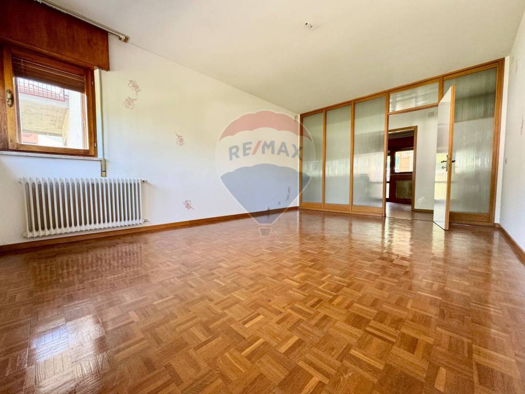 Appartamento a Tolmezzo in Via San Giovanni Bosco, 12 - Foto 2