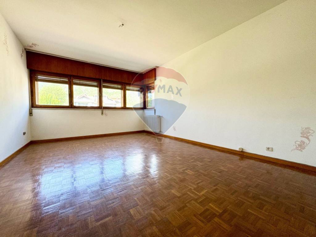 Appartamento a Tolmezzo in Via San Giovanni Bosco, 12 - Foto 5