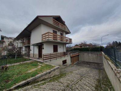 Villa a Leonessa in Via Aldo Moro - Foto 2