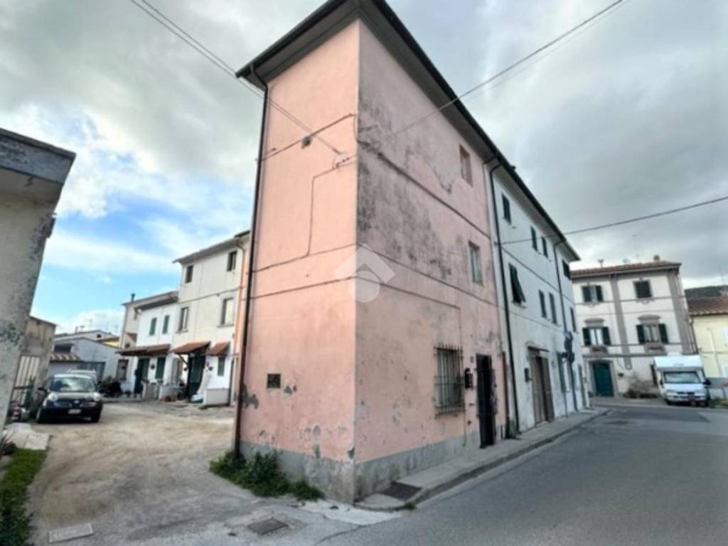 Casa indipendente a Cascina in Via IV Novembre, 251 - Foto 5