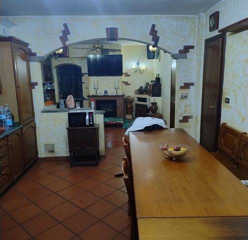 Appartamento a Carmignano in Via Giuseppe Garibaldi, 21 - Foto 4