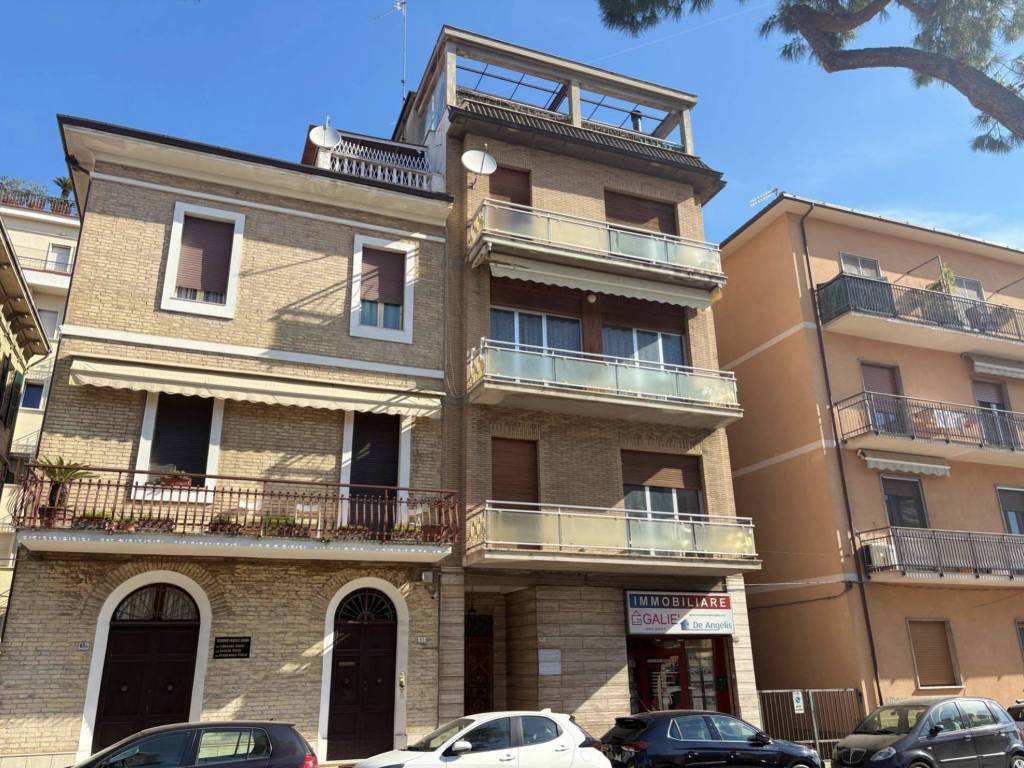 Attico / mansarda a San benedetto del tronto in Via Gino Moretti, 67 - Foto 4