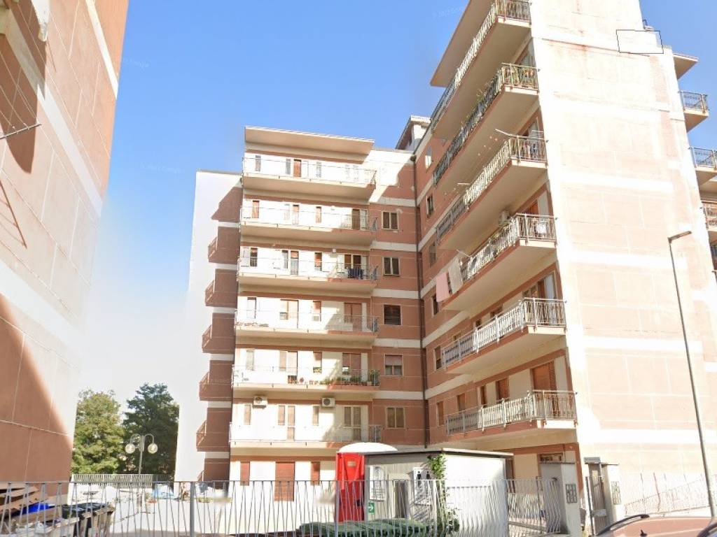 Appartamento a Benevento in Via Nicola Calandra - Foto 3