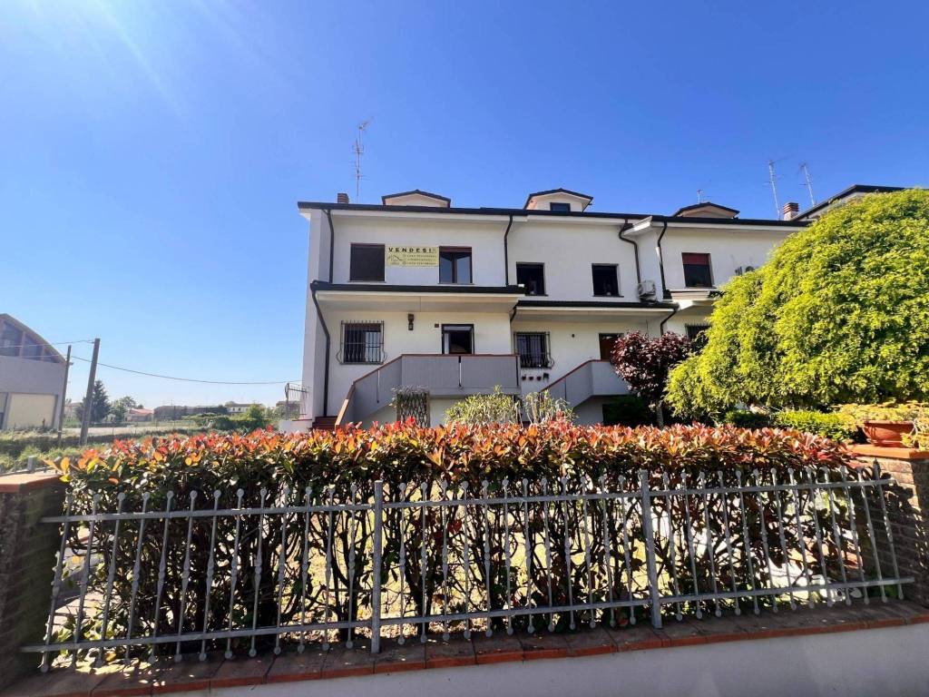 Villetta a schiera a Bondeno in Via Gorizia, 32 - Foto 2