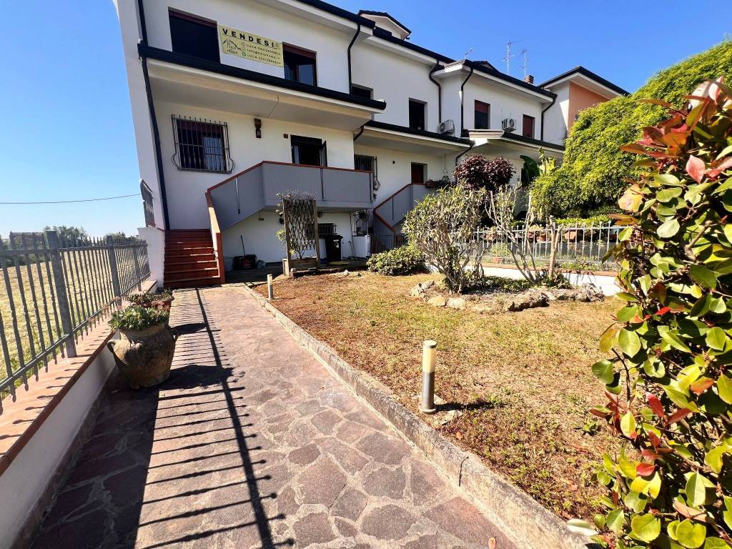 Villetta a schiera a Bondeno in Via Gorizia, 32 - Foto 5