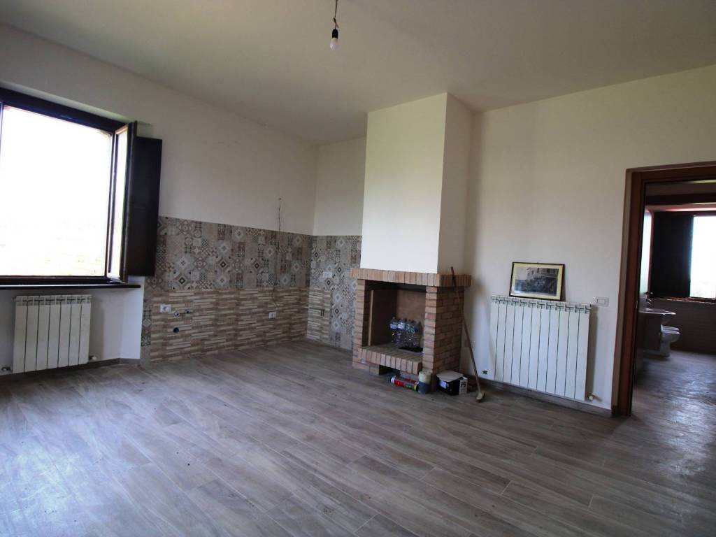 Rustico / casale a Tolentino in Contrada Cisterna - Foto 5