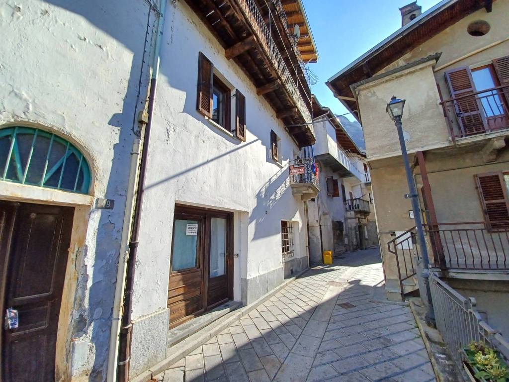 Appartamento a Pont-saint-martin in Via Roma, 53 - Foto 3