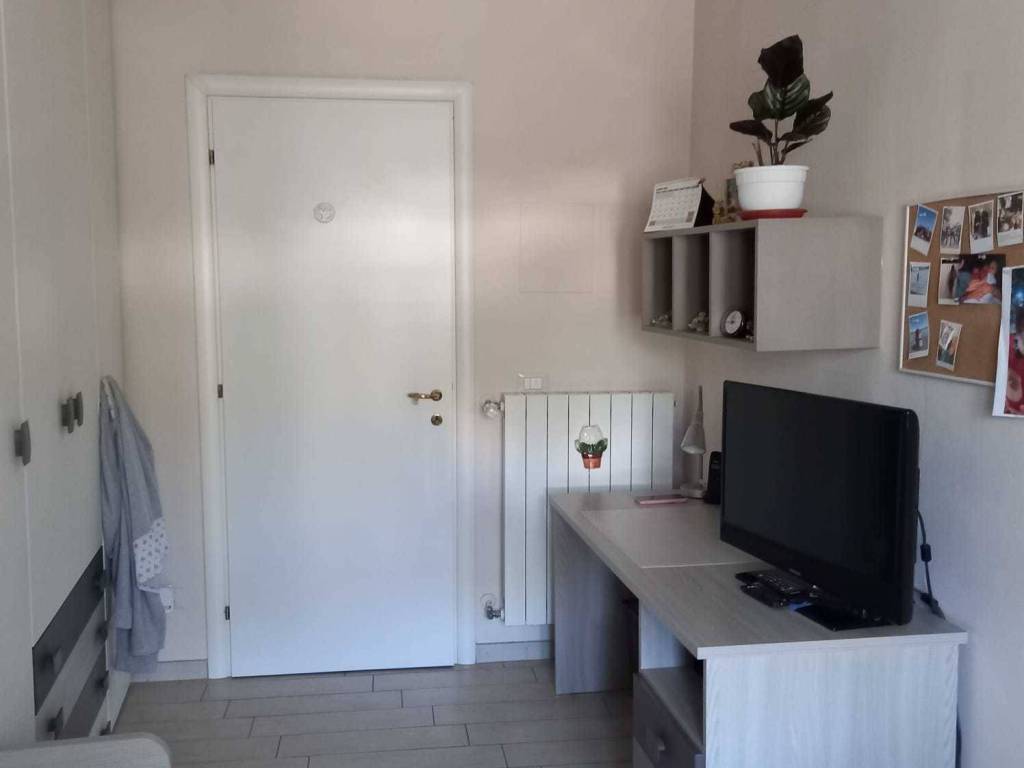 Appartamento a Livorno in Piazza Aldo Moro, 1 - Foto 2