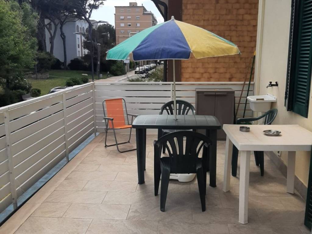 Appartamento a Follonica in Viale Italia, 131 - Foto 5
