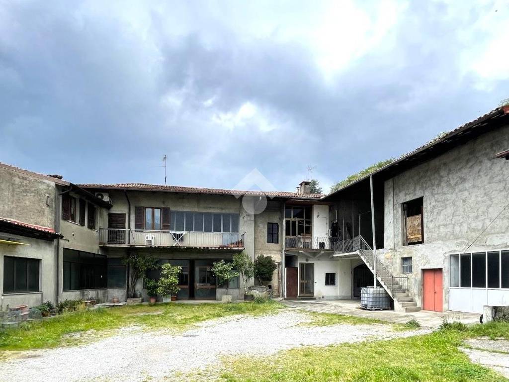 Rustico / casale a Adro in Via Fratelli Cairoli, 45 - Foto 2