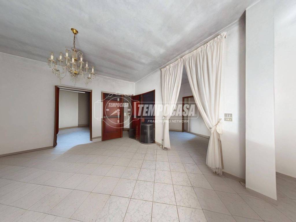 Villa a Lecce in Via Oglio 2 - Foto 3