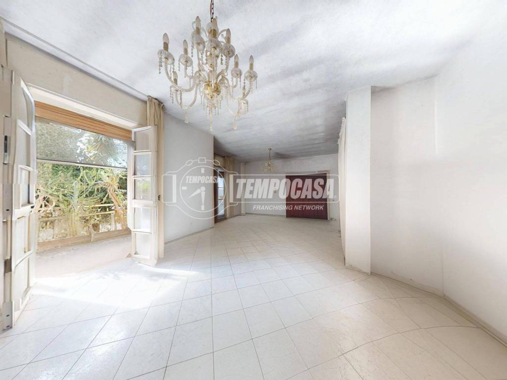 Villa a Lecce in Via Oglio 2 - Foto 5