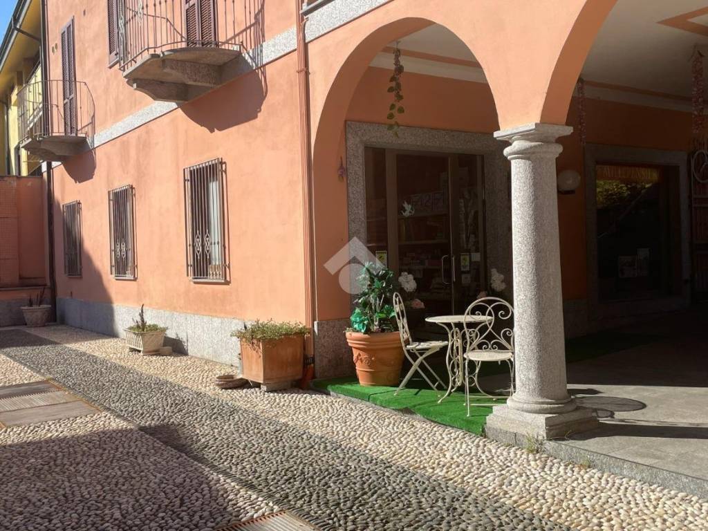 Loft / open space a Cardano al campo in Via don luigi sturzo, 2 - Foto 2