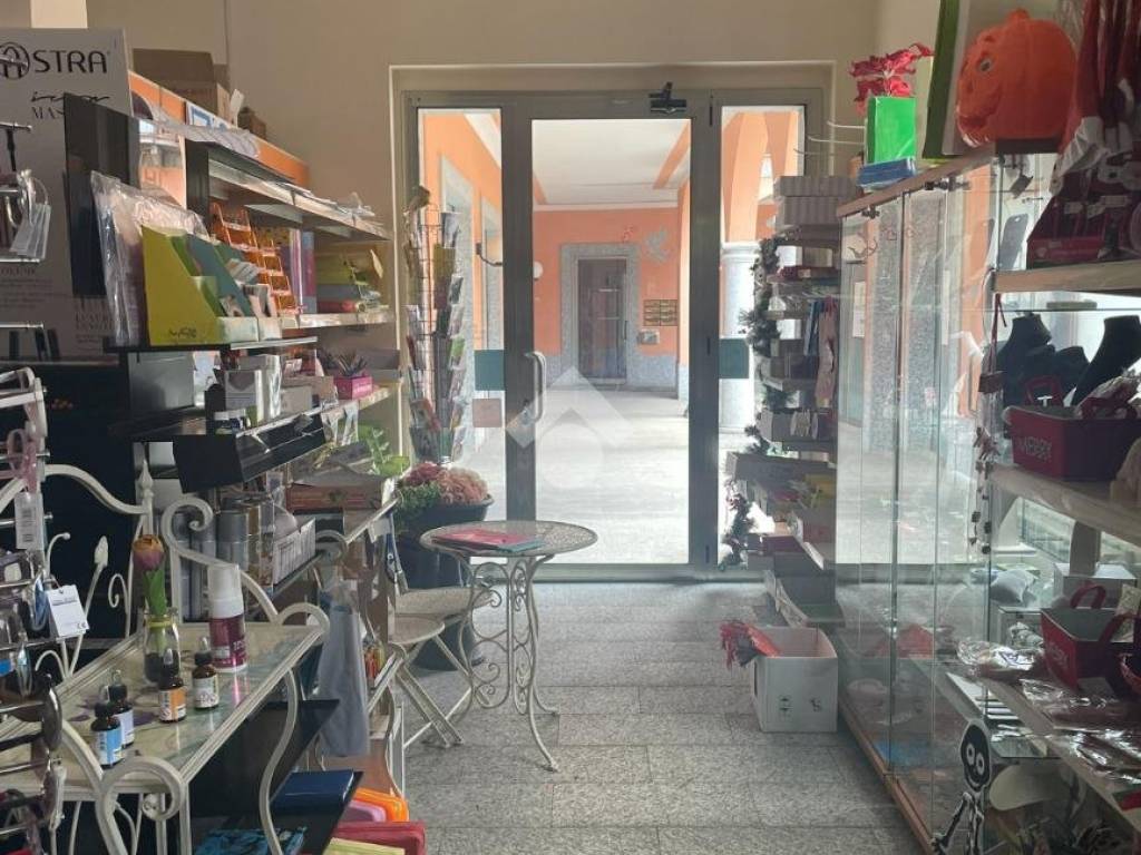 Loft / open space a Cardano al campo in Via don luigi sturzo, 2 - Foto 5