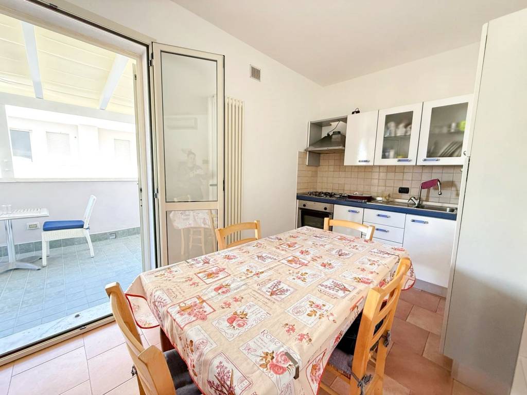 Appartamento a Riccione in Viale Frosinone - Foto 4