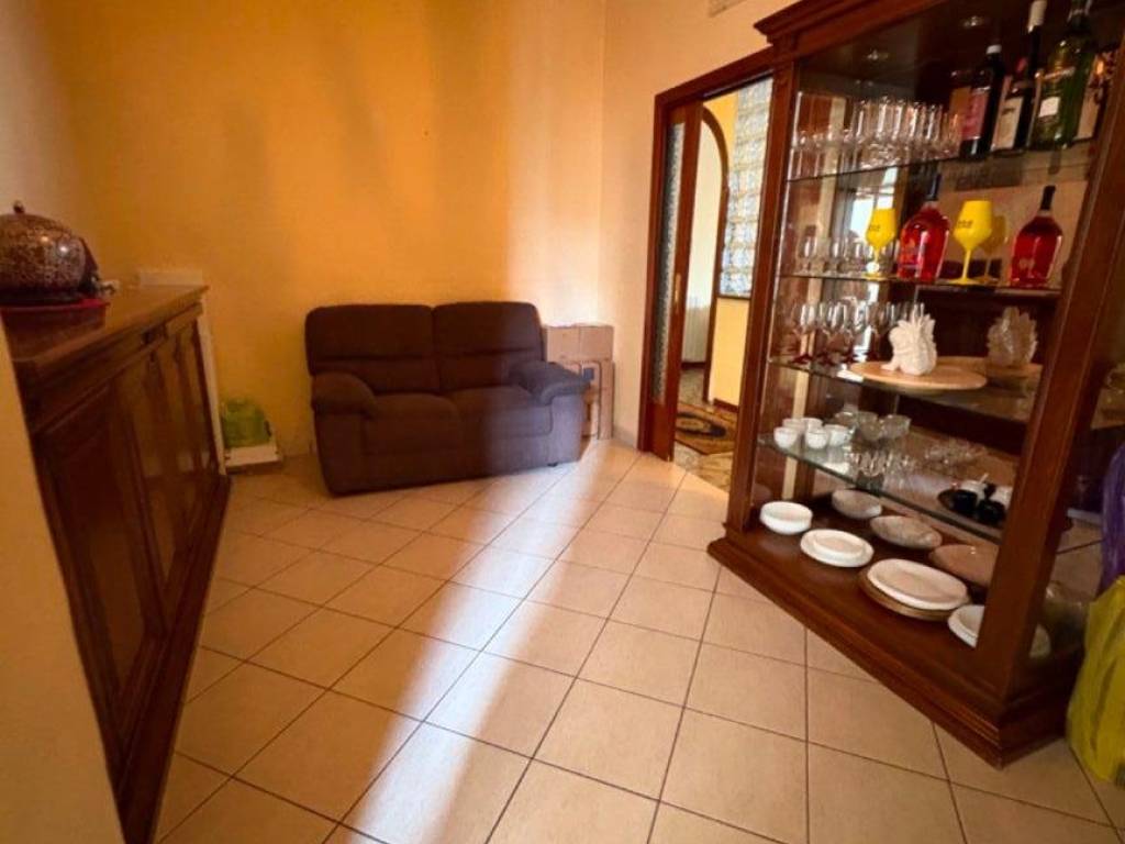 Appartamento a Fondi in Via Madonna delle Grazie - Foto 4