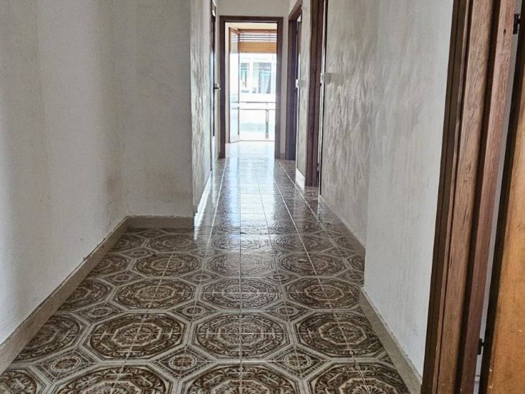 Appartamento a Savona in Via Giovanni Tissoni - Foto 4