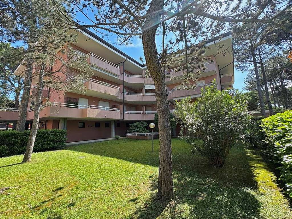 Appartamento a Lignano sabbiadoro in viale di fiori - Foto 4