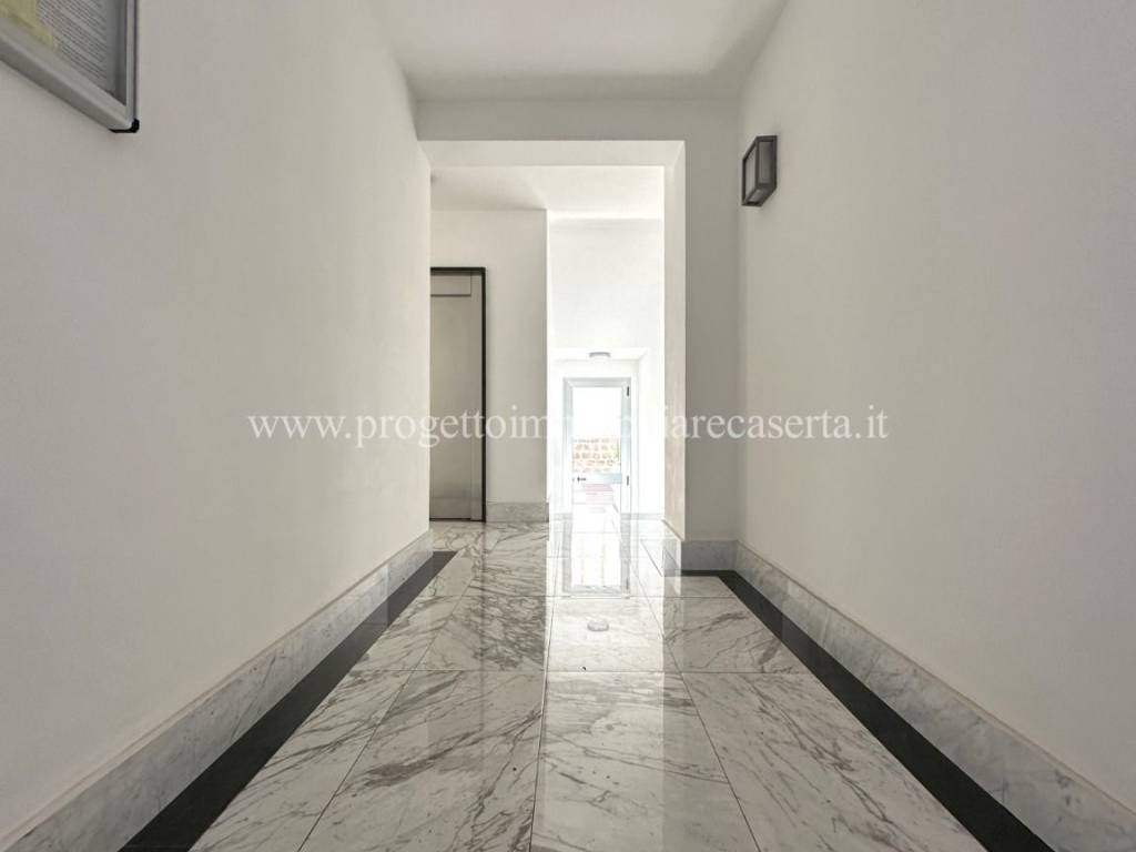 Attico / mansarda a San nicola la strada in Via Trieste - Foto 5