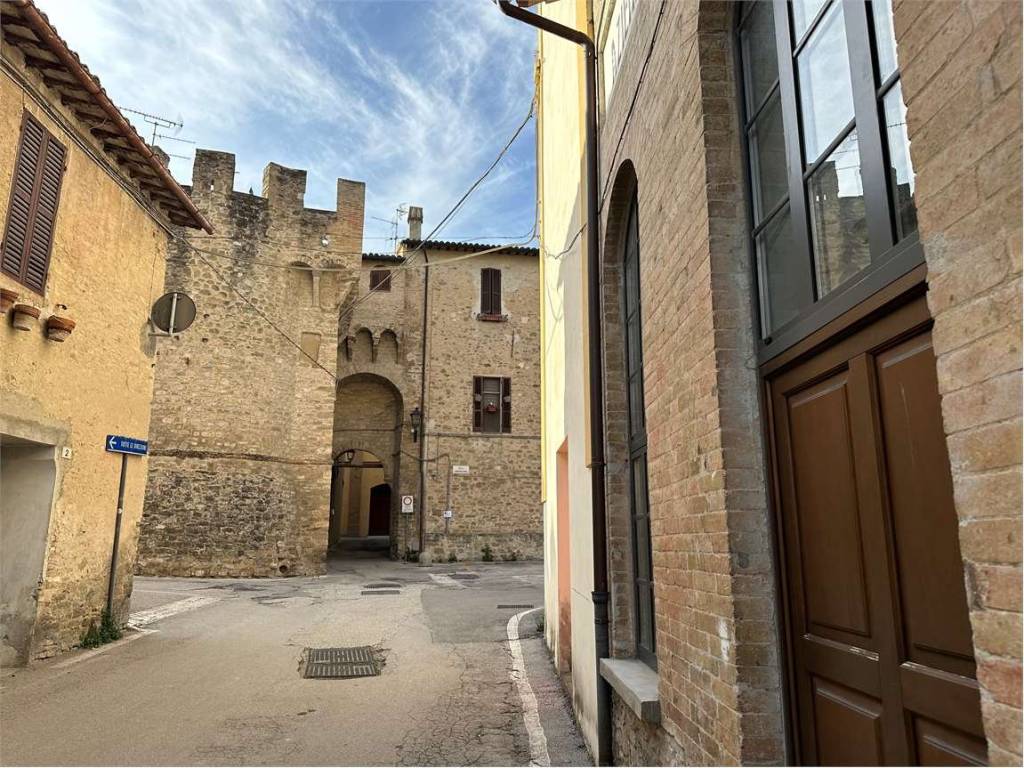 Appartamento a Bevagna in Piazza dell'Accolta - Foto 2