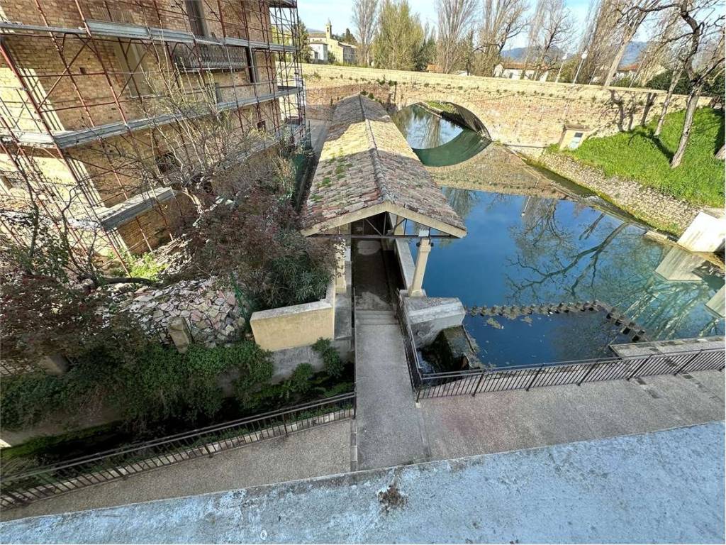 Appartamento a Bevagna in Piazza dell'Accolta - Foto 4