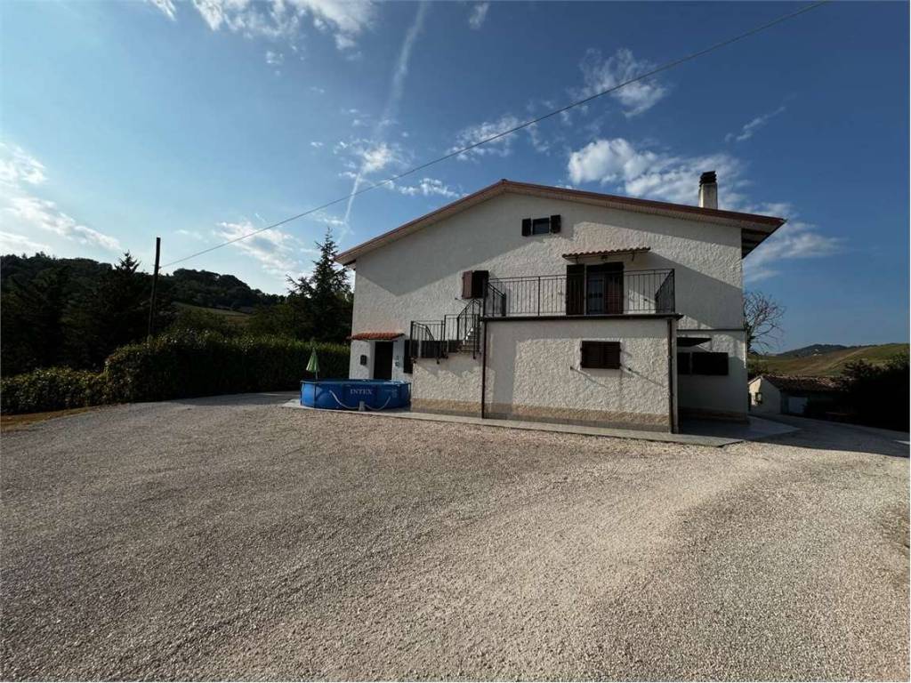 Villa a Sassoferrato in Via Fontemurata - Foto 2