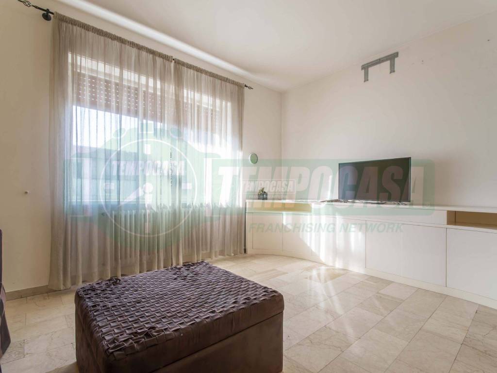 Appartamento a Olgiate olona in Via Risorgimento 10 - Foto 2