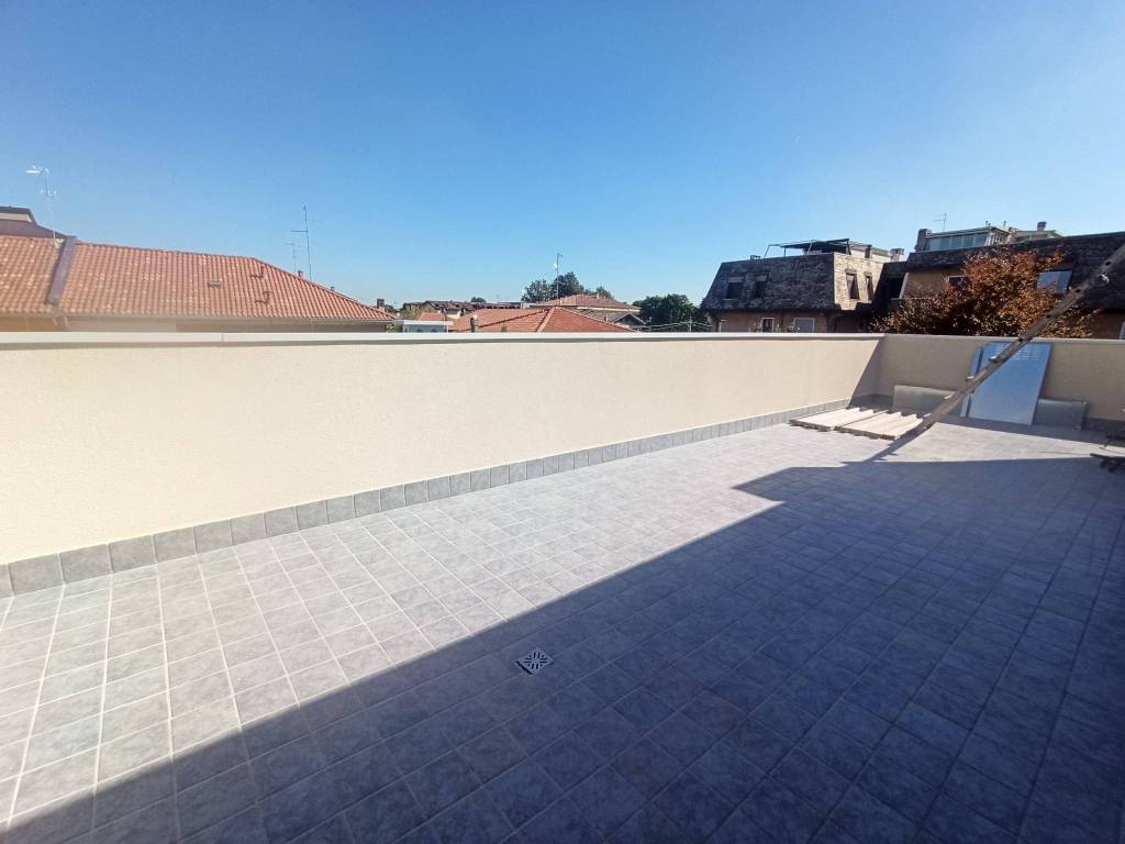 Appartamento a Gerenzano in Via del Laghetto - Foto 3