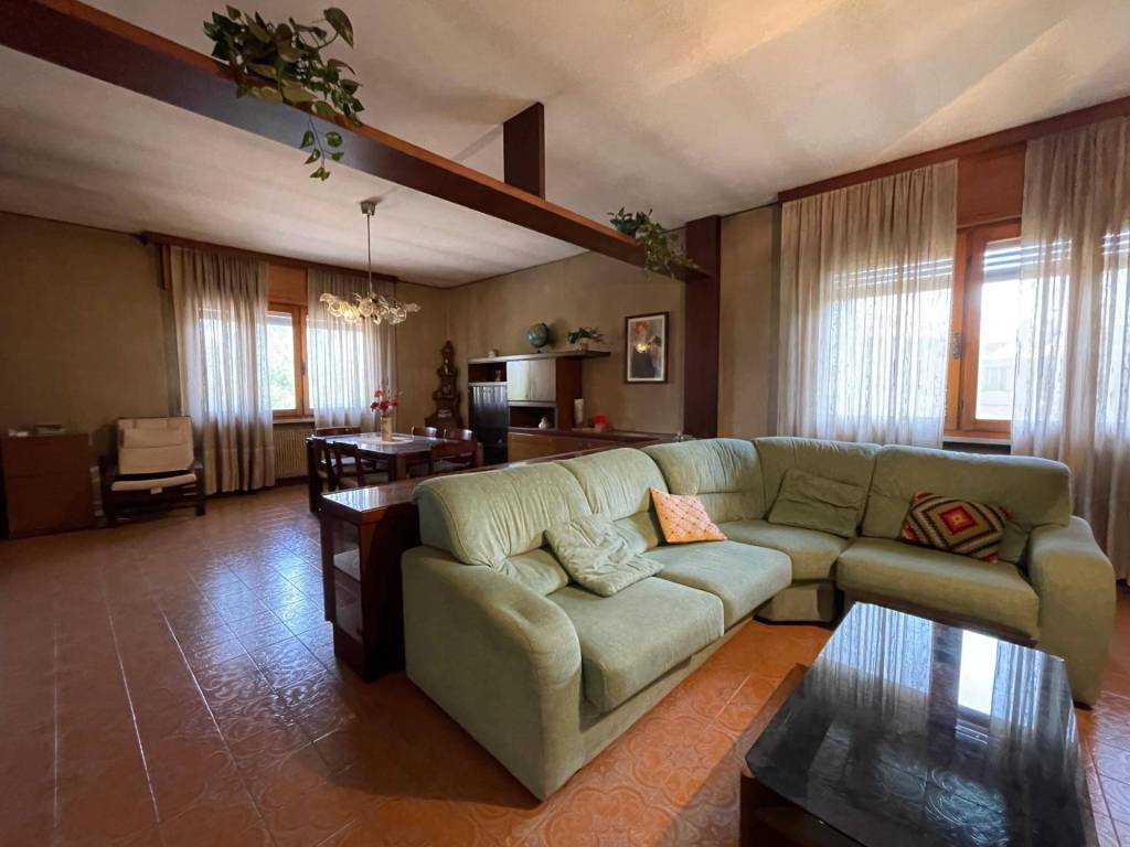 Villa a Muzzana del turgnano in Via Roma, 131 - Foto 3