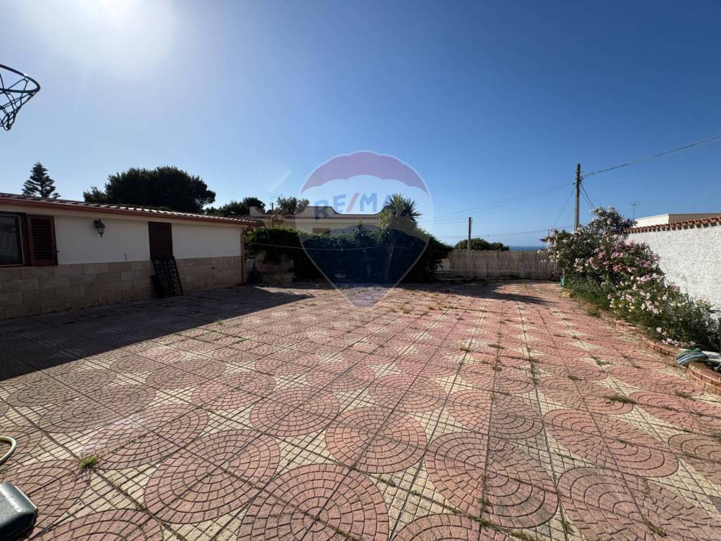 Villa a Cinisi in Via Rocco Chinnici - Foto 2