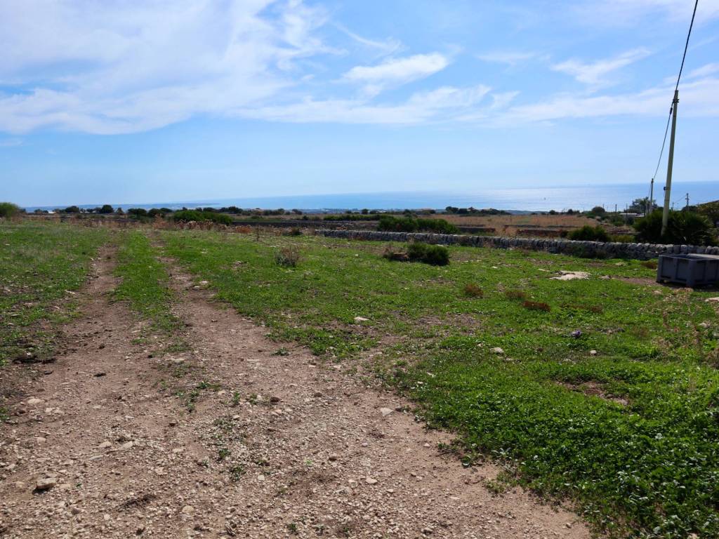 Terreno a Ragusa in Via Cassibile, 8 - Foto 2