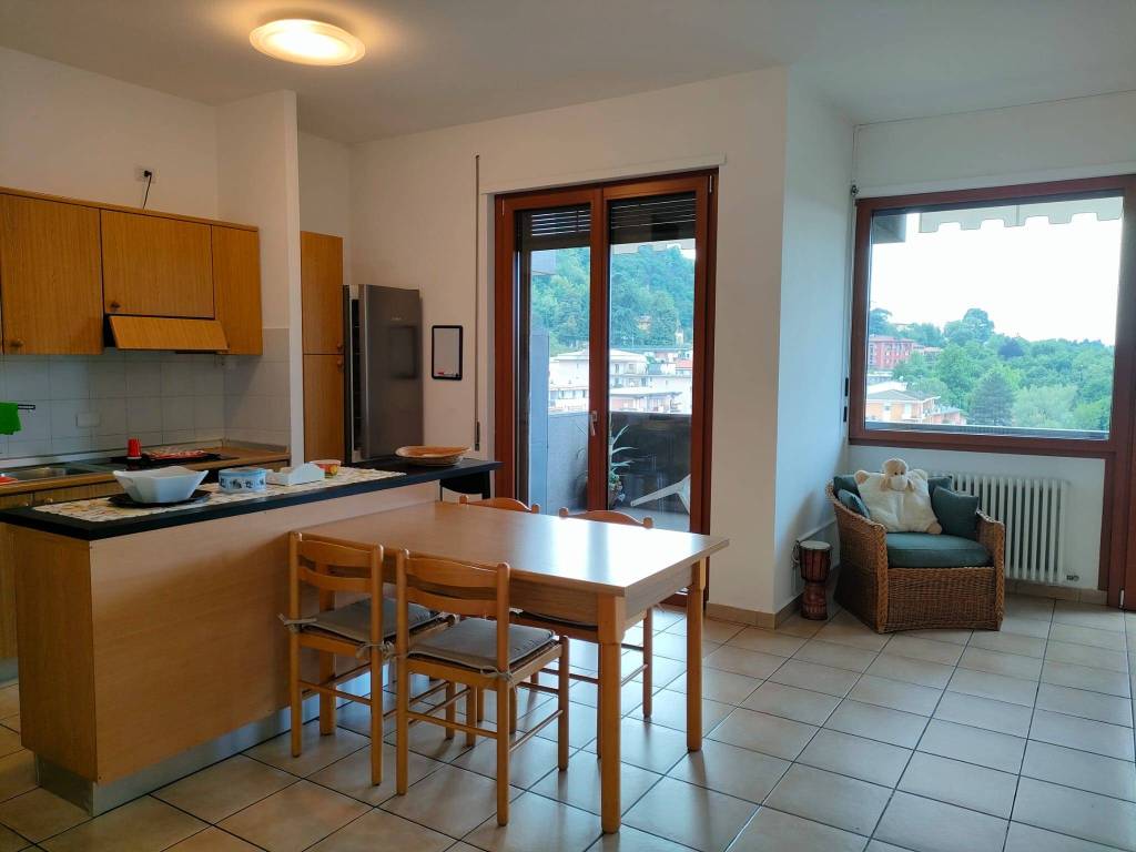 Appartamento a Como in Salita dei Cappuccini, 18 - Foto 4