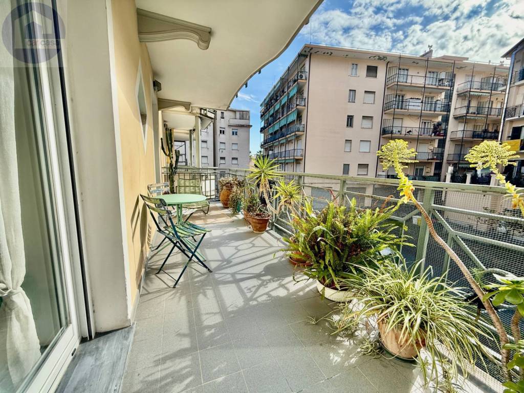 Appartamento a Taggia in Via Paolo Boselli, 40 - Foto 2