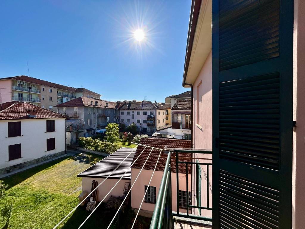 Appartamento a Acqui terme in Via Martiri della Libertà, 14 - Foto 4