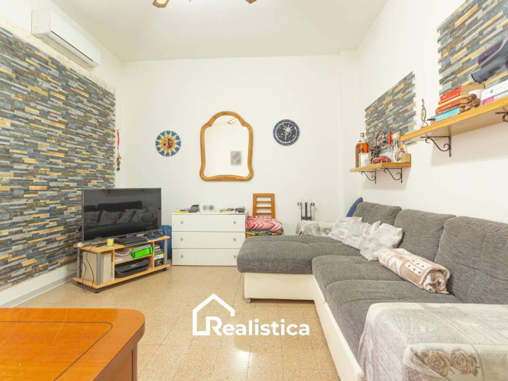 Appartamento a Carbonia in Via Brigata Sassari - Foto 2