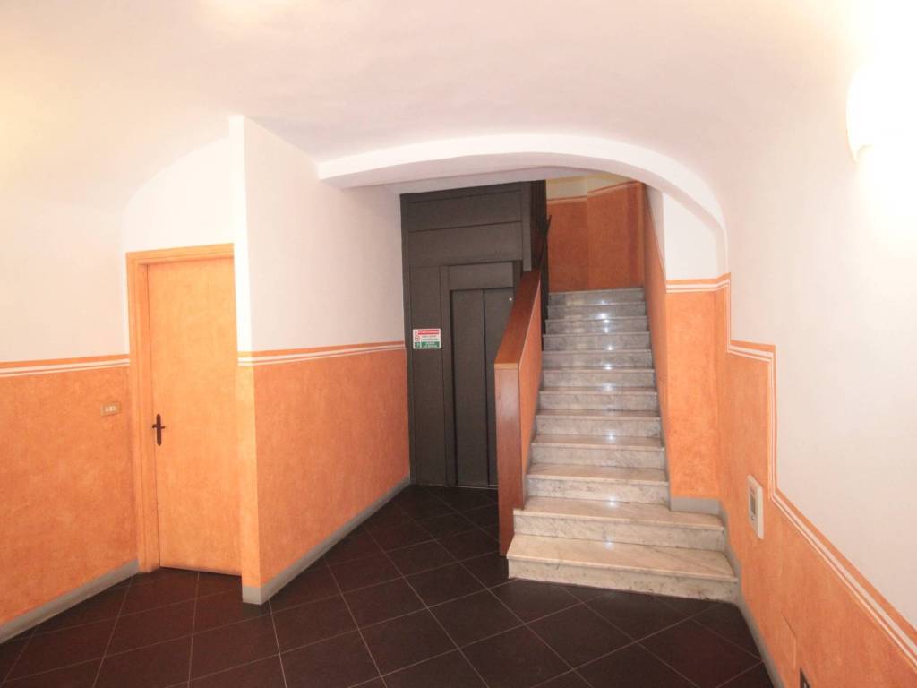 Appartamento a Casale monferrato in Via Giovanni Lanza - Foto 2