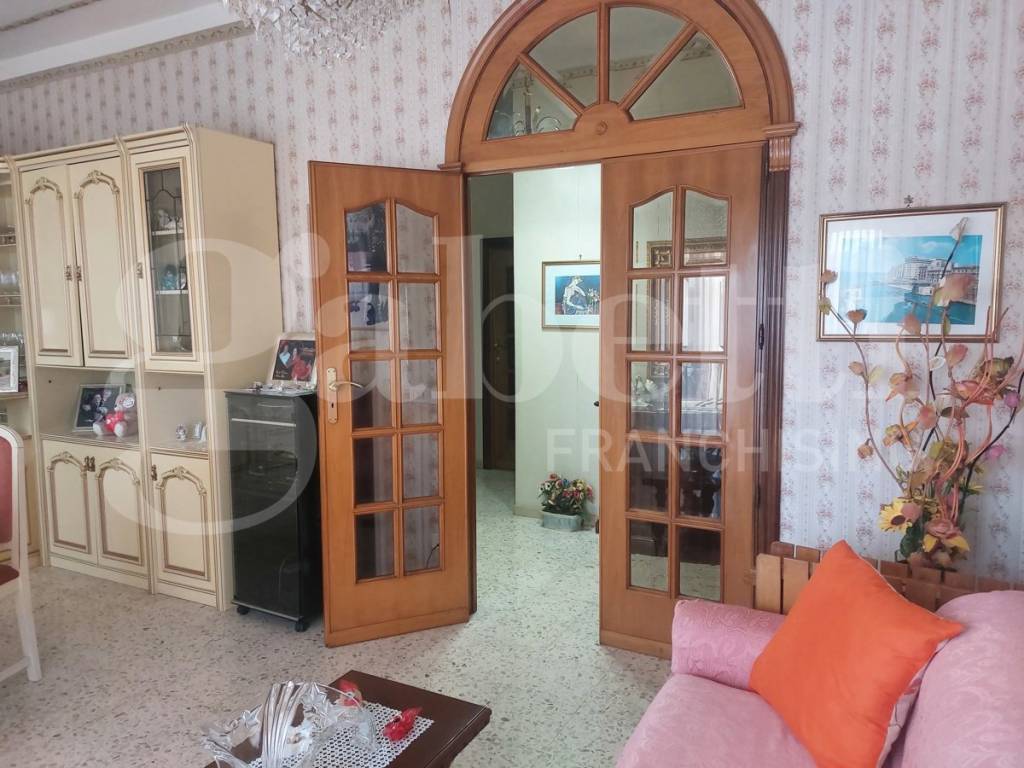 Appartamento a Taranto in VIA PASTORE , 224 - Foto 2