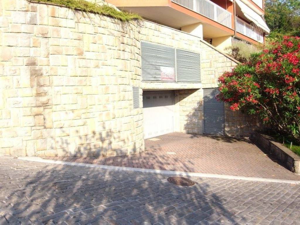 Box / garage a Trieste in Via Bonomea - Foto 4