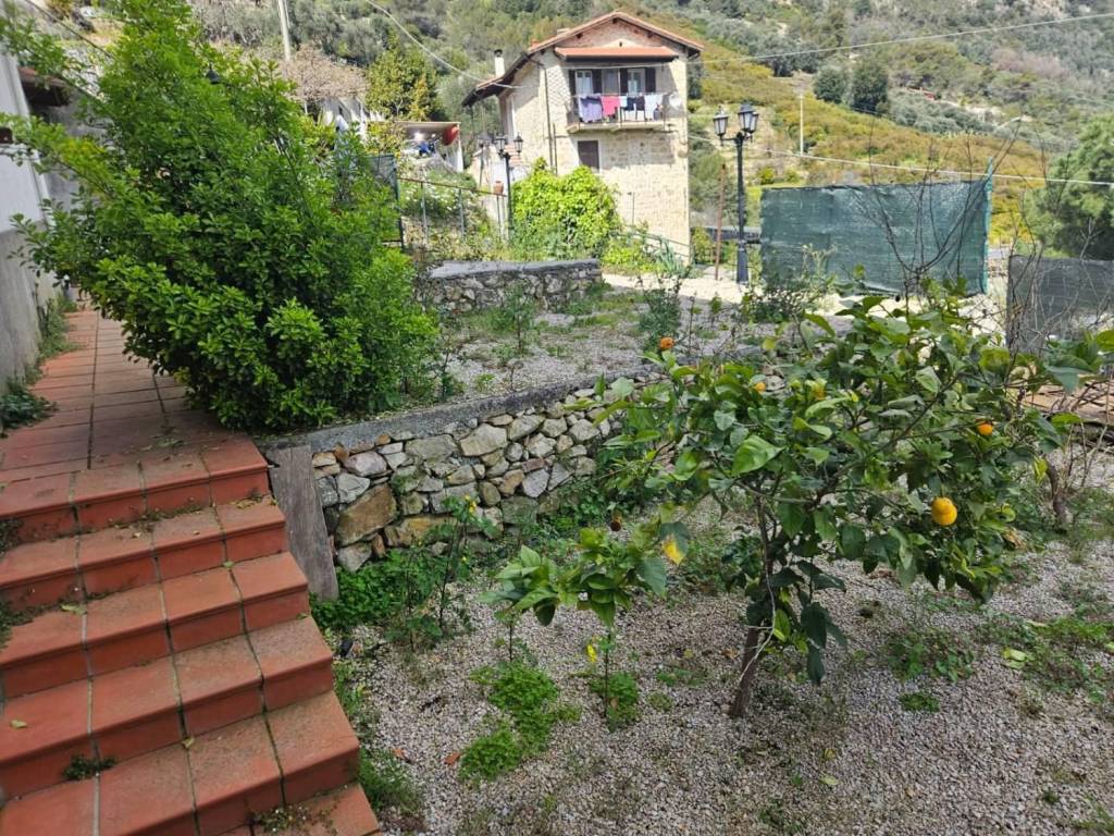 Casa indipendente a Ventimiglia - Foto 5