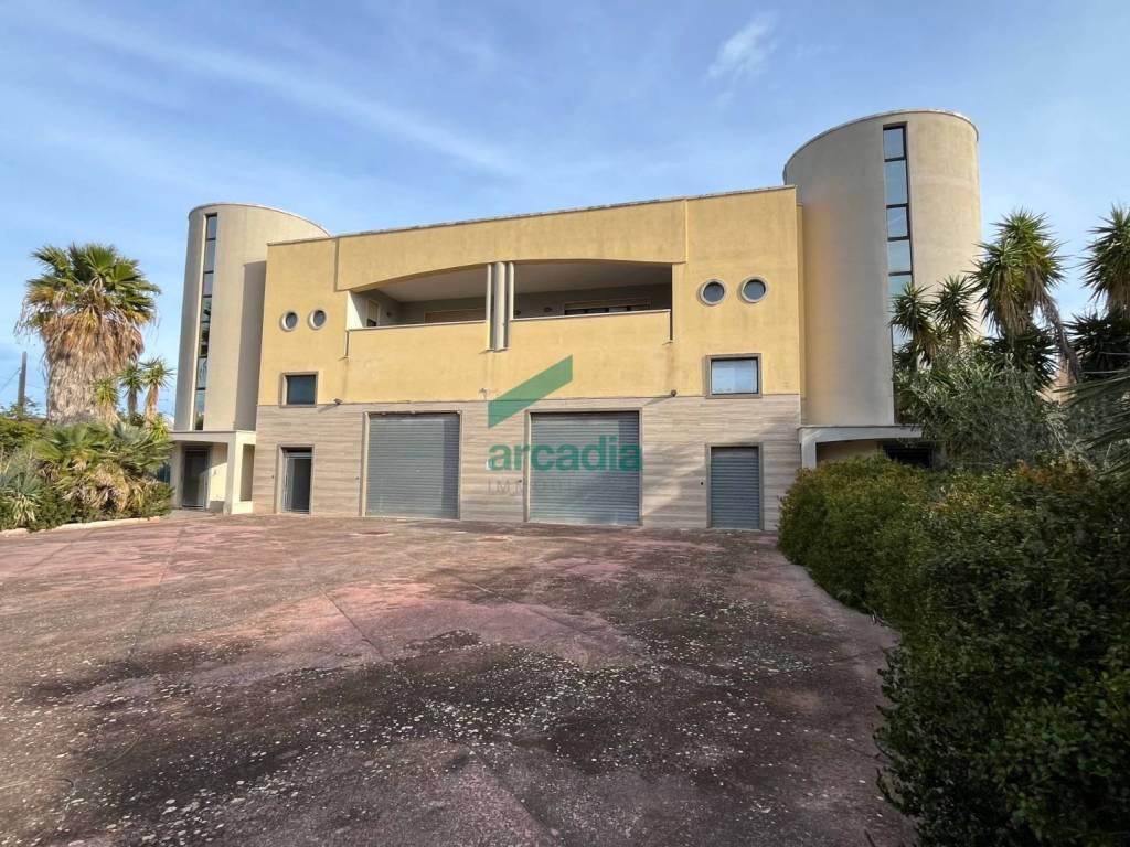 Immobile a Fasano in Via Dell'industria, 101 - Foto 2