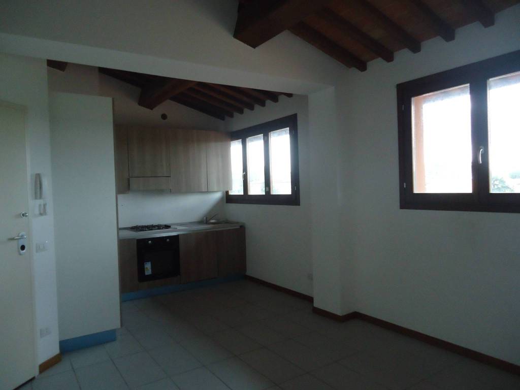 Appartamento a Pontedera in Via Fornace Braccini - Foto 4