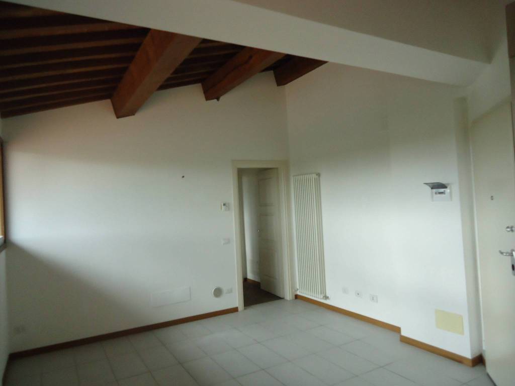 Appartamento a Pontedera in Via Fornace Braccini - Foto 5