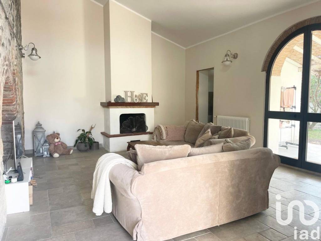 Villa a San giuliano terme in Via BONAVENTURA CAVALIERI, 31 - Foto 3